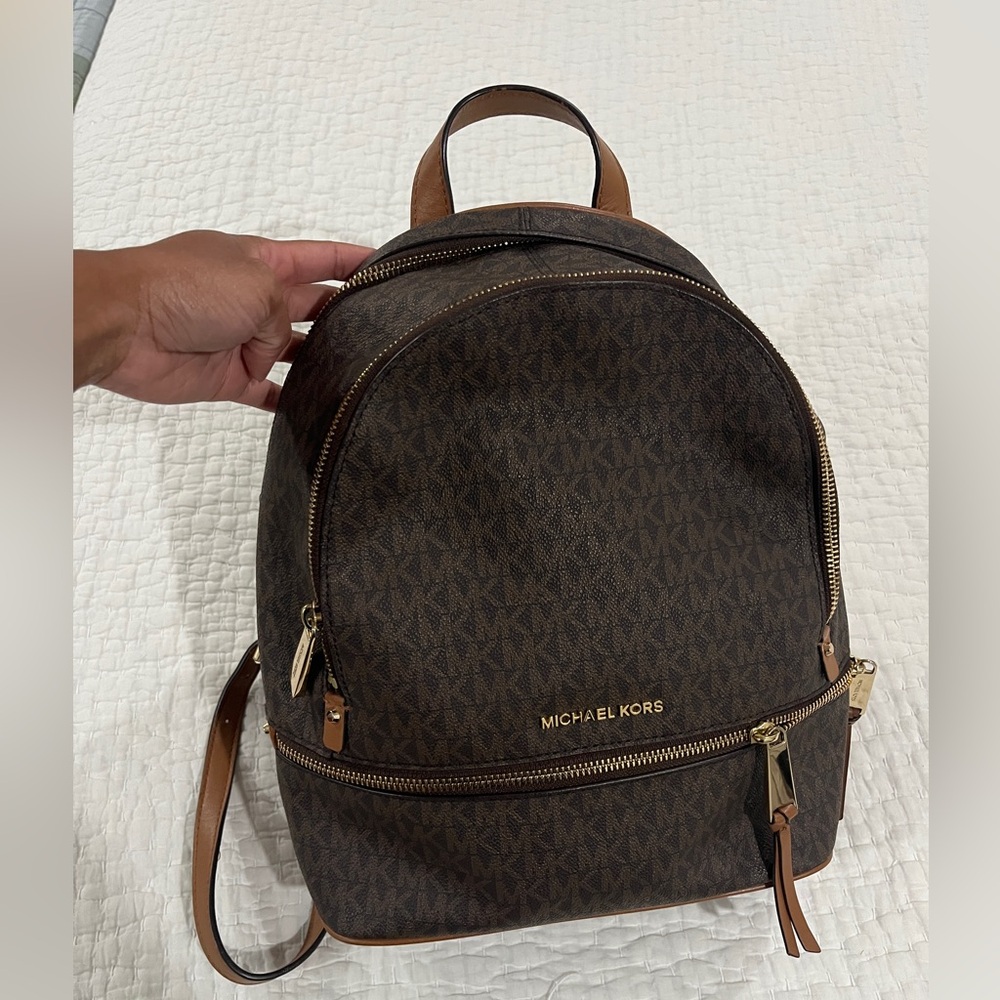 Michael Kors Rhea Medium Signature Logo Backpack